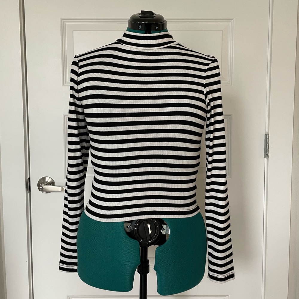 ATMOSPHERE Black & White Striped Mock Neck Top